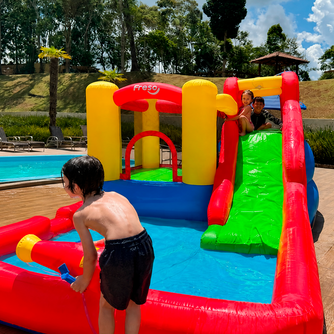 Mega Parque Aquático Aquarius: diversão fluida, refrescante e pensada para todos!