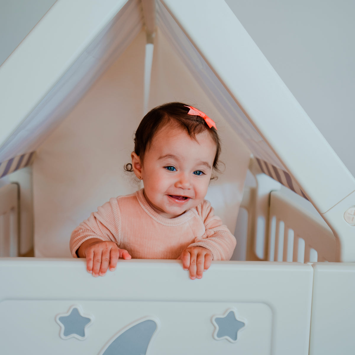 Freso Casinha Infantil com Cercado Estilo Cabana