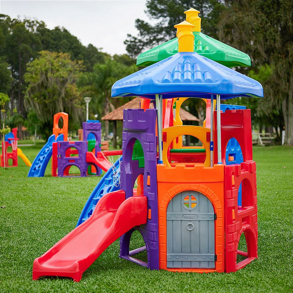 Playground Aquarius Petit Telhadinho e Escorregador Curvo Freso 5