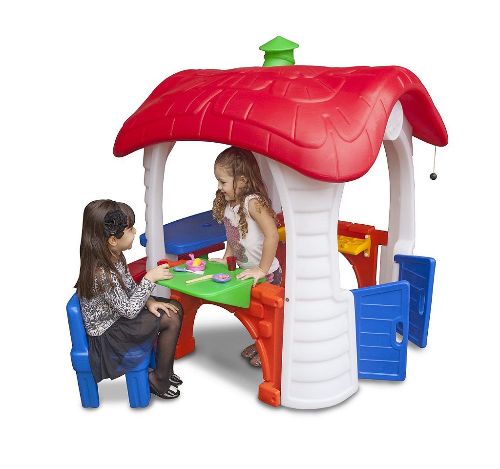 Casinha de Brinquedo e Boneca Acessivel Freso Petit c/ Mesinha e Banco 2