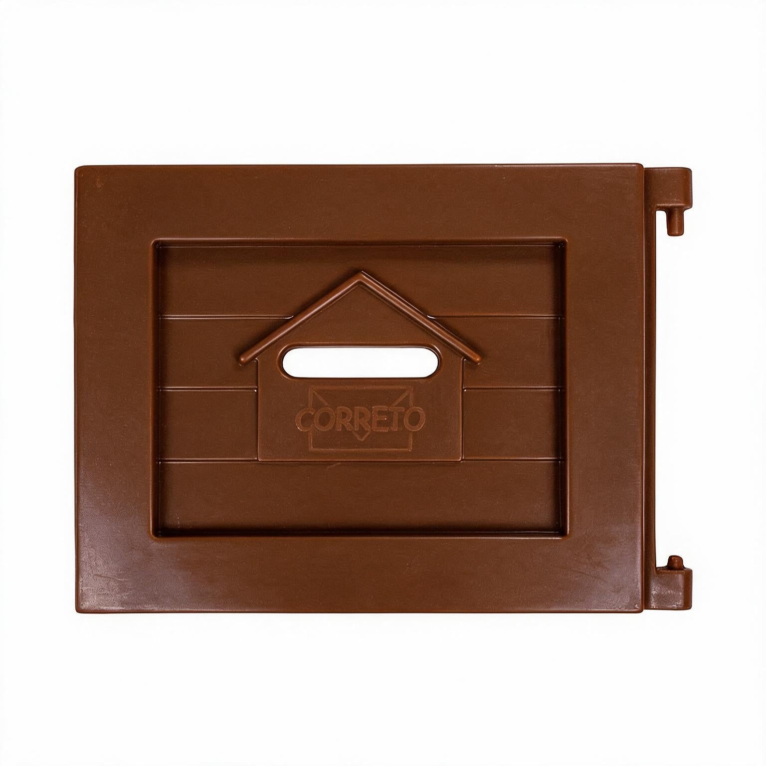 Porta da Casinha Freso