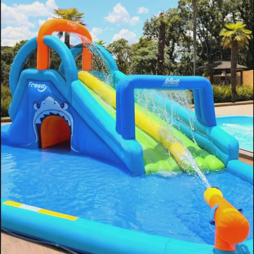 Escorregador Inflável Infantil Playground Shark Attack Freso Piscina