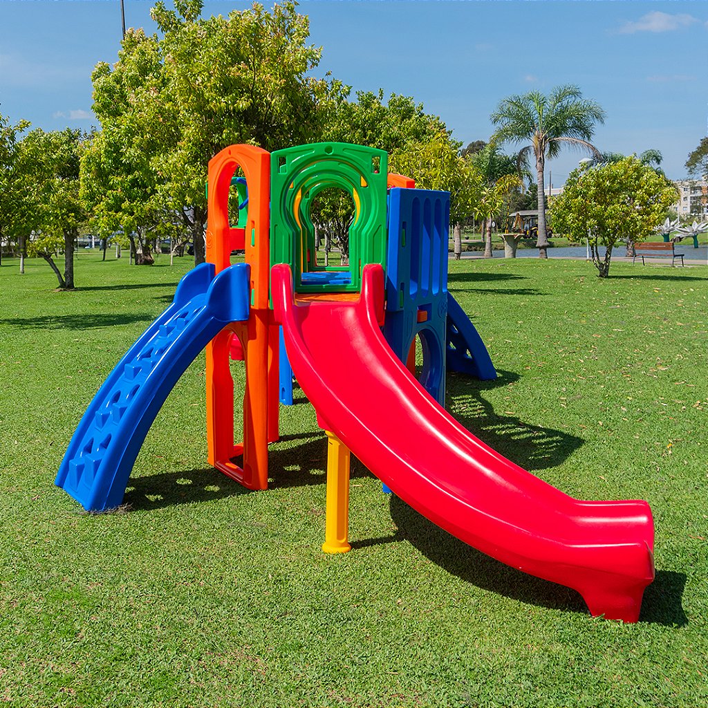 Playground Royal Play Plus com Escorregador Infantil Freso 2